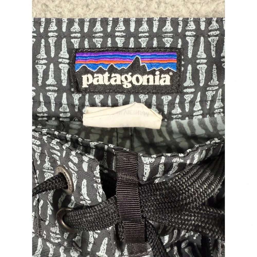 Patagonia Mens Wavefarer Drawstring Nylon Board Shorts Size 34 All Over Print
